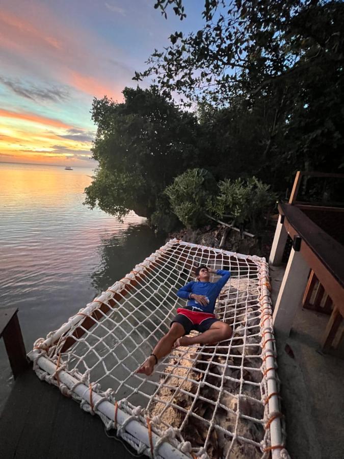 White Bada Guesthouse Siquijor Zewnętrze zdjęcie